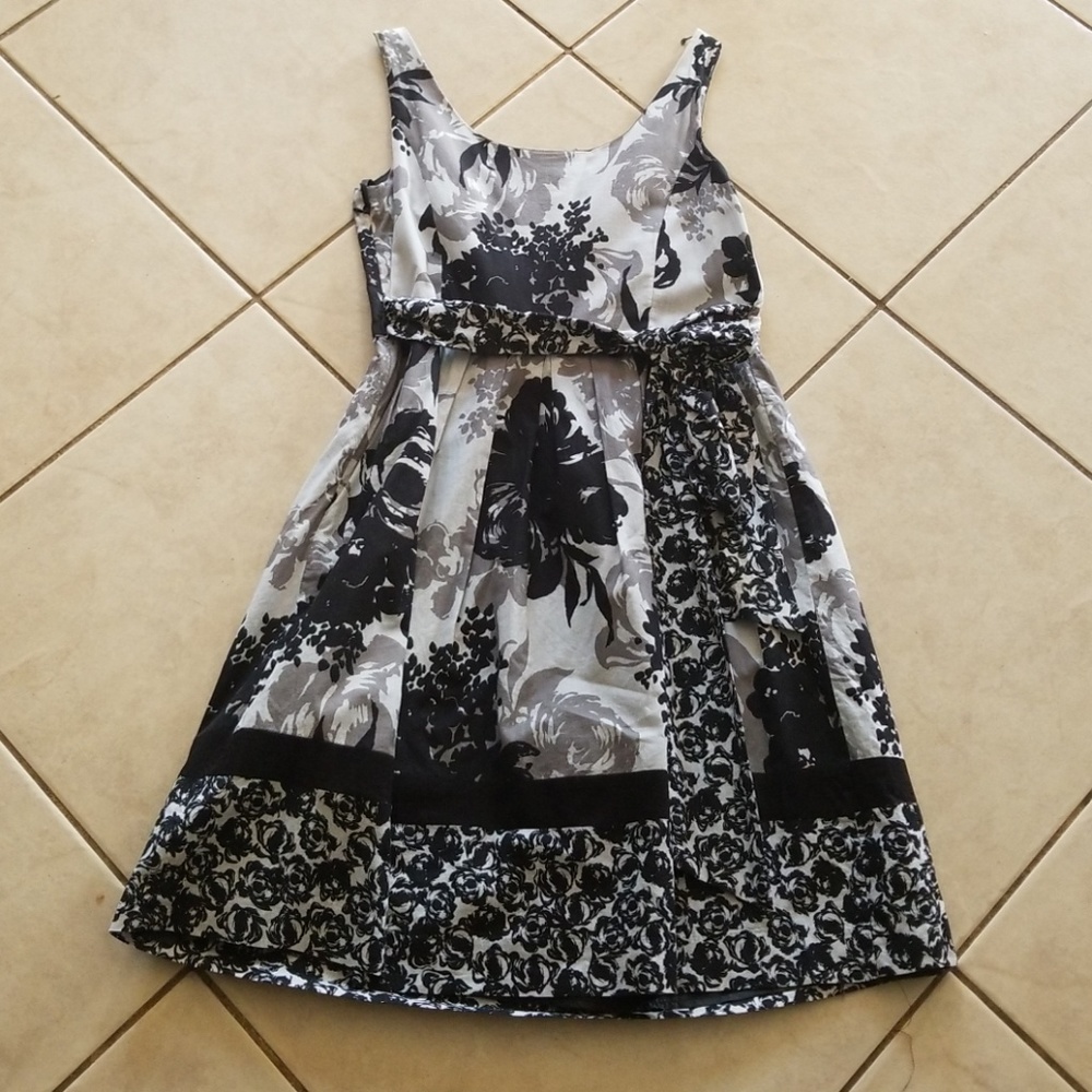 Black and grey dress